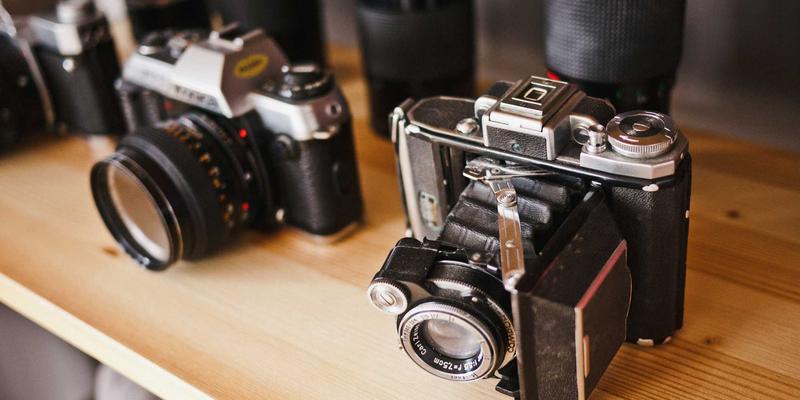 方寸乾坤：揭秘米粒微雕艺术的极致创作流程与核心工具